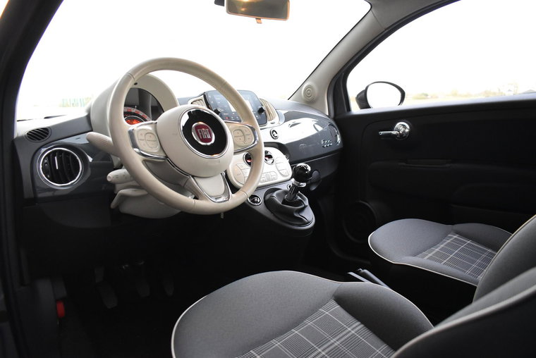 Vehicle Image 17