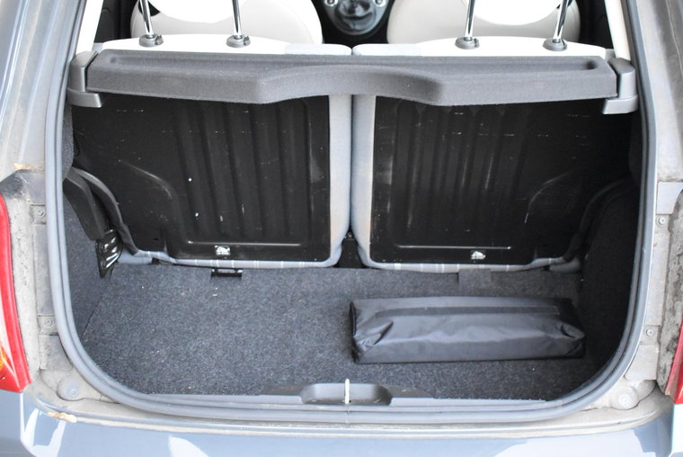 Vehicle Image 11