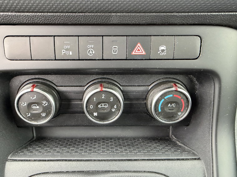 Vehicle Image 39