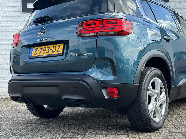 Vehicle Image 30
