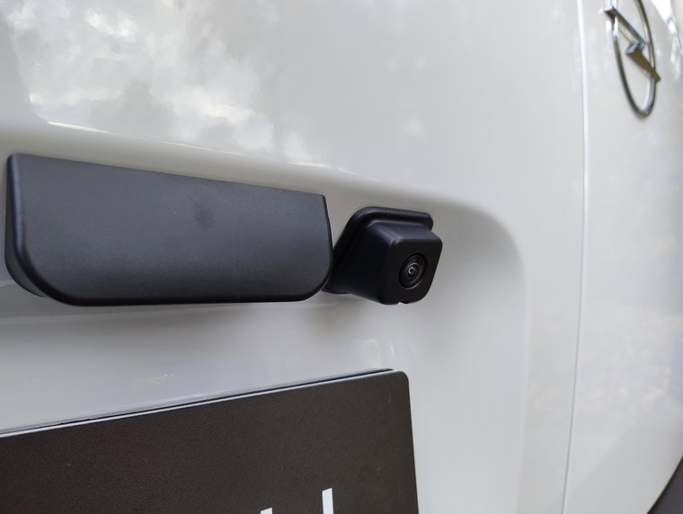 Vehicle Image 13