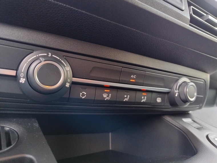 Vehicle Image 51