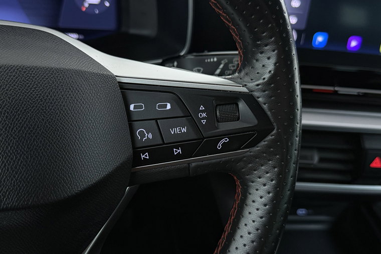 Vehicle Image 33