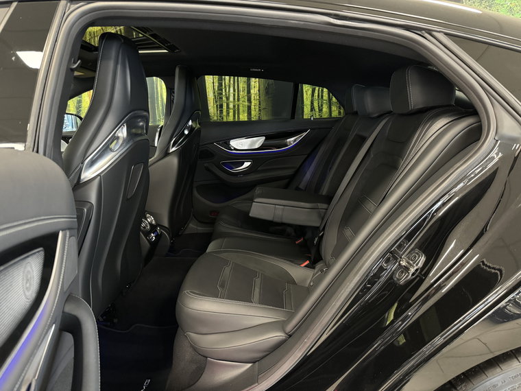 Vehicle Image 37