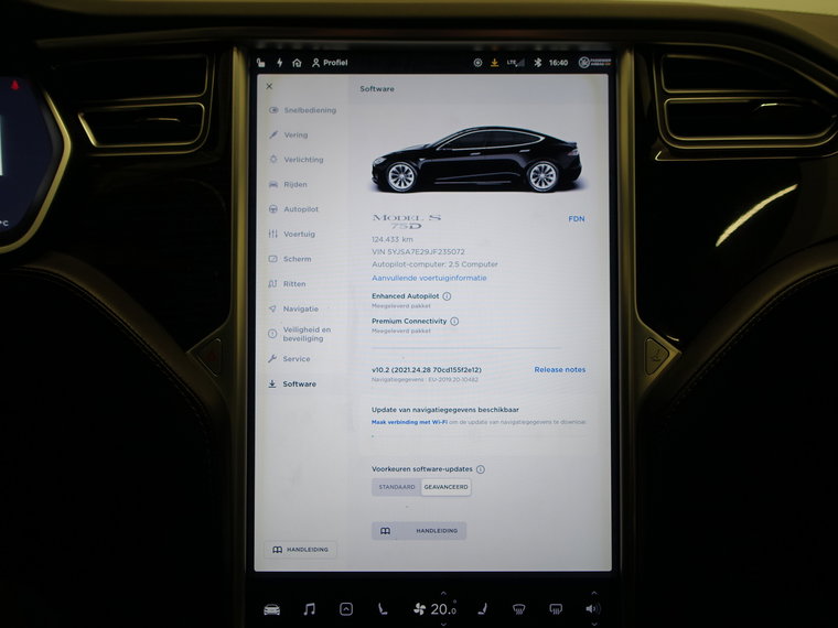 Vehicle Image 15
