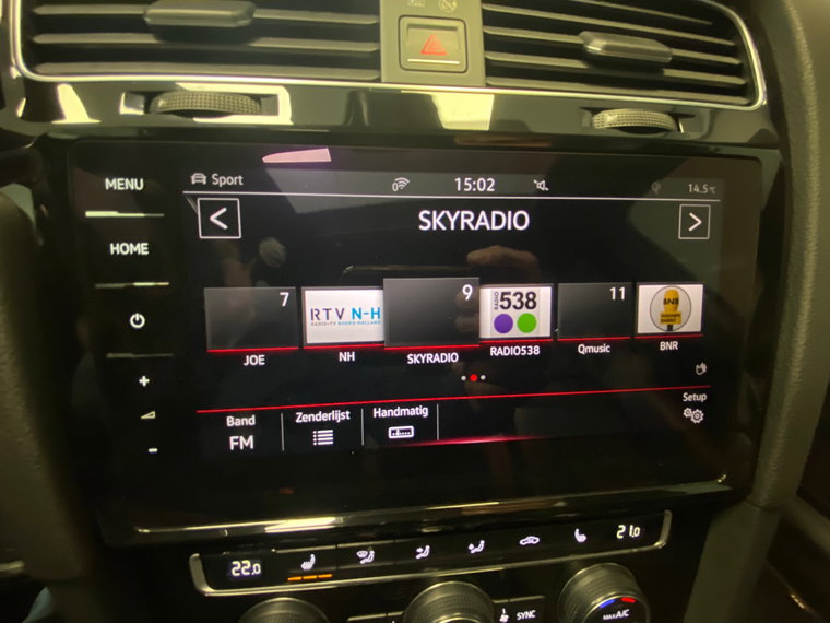 Vehicle Image 32