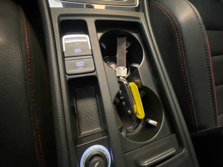 Vehicle Image 33