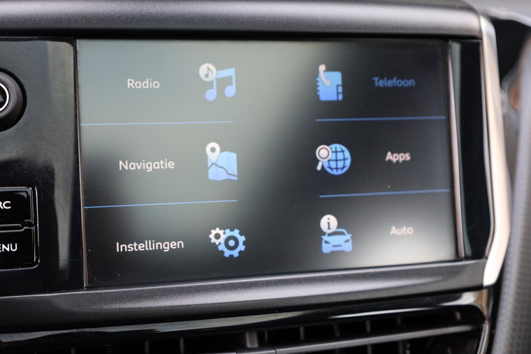 Vehicle Image 21