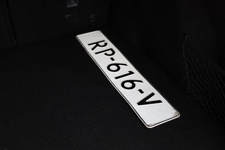 Vehicle Image 38