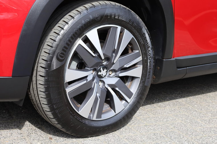 Vehicle Image 10