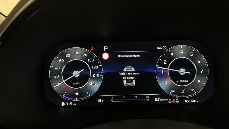 Vehicle Image 37