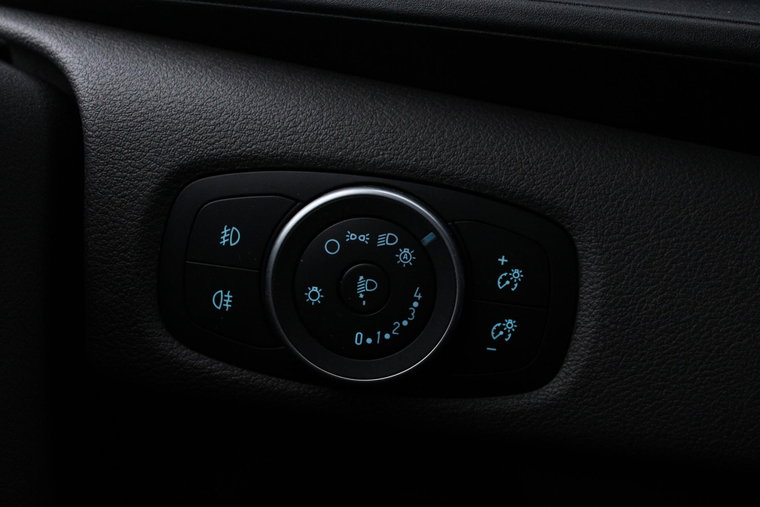 Vehicle Image 24