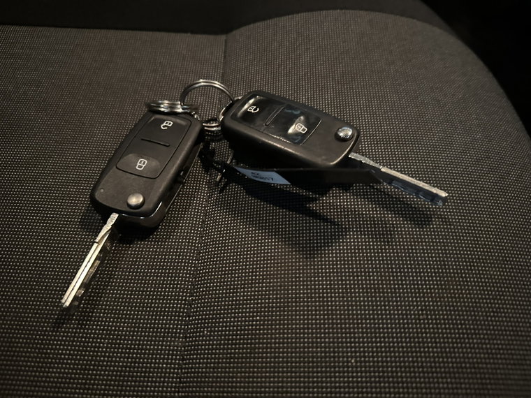Vehicle Image 17