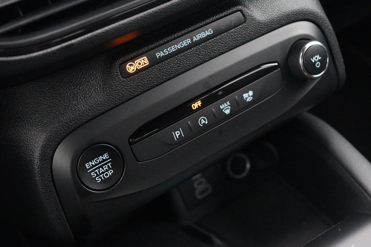 Vehicle Image 28