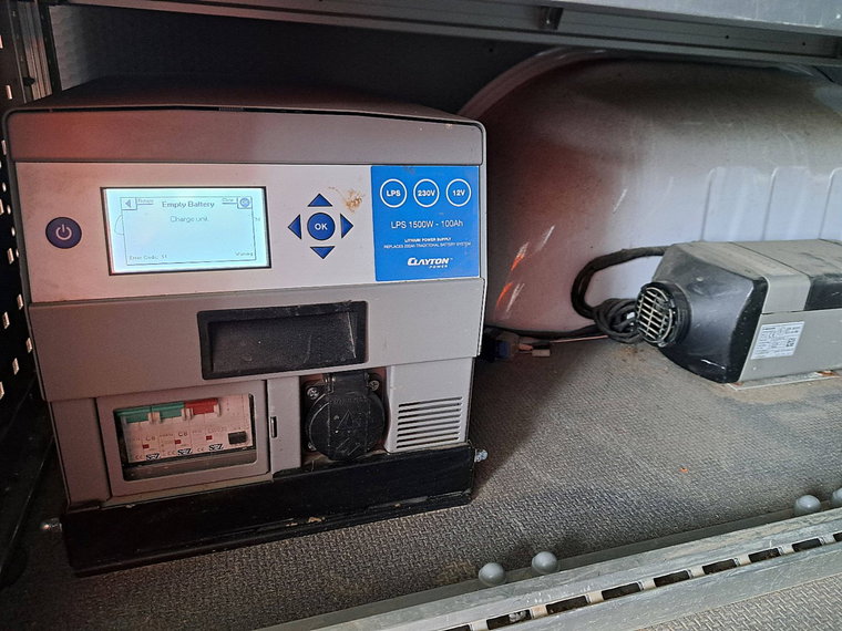 Vehicle Image 15