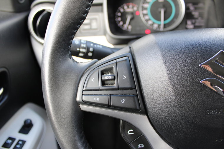 Vehicle Image 18