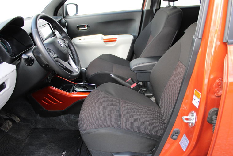 Vehicle Image 30