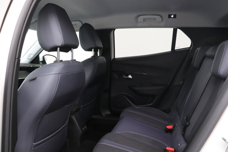 Vehicle Image 37