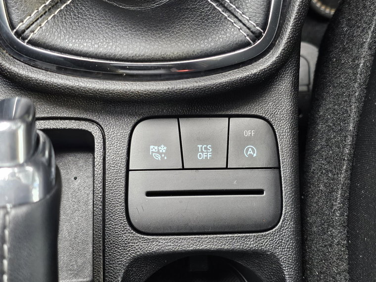 Vehicle Image 24