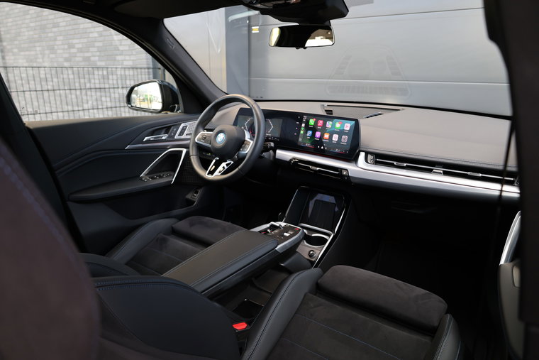 Vehicle Image 36