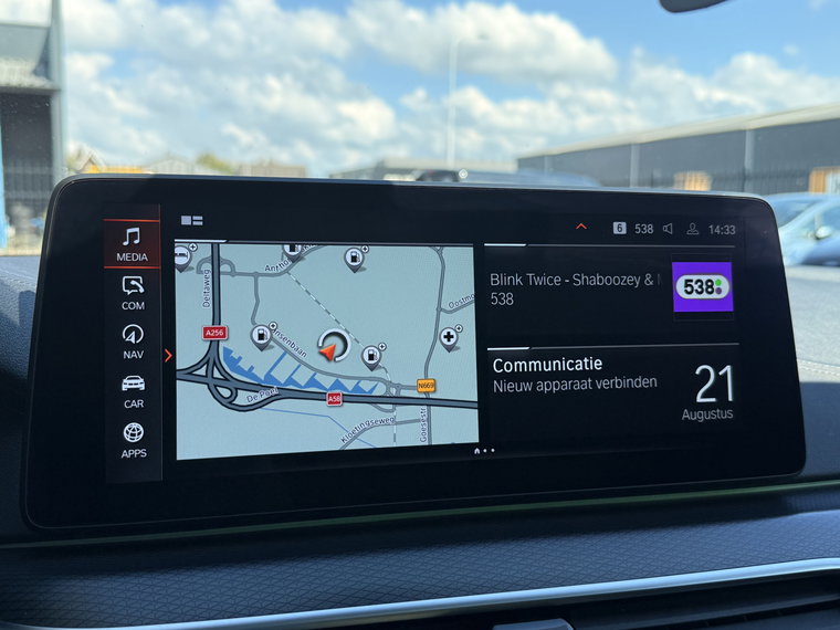Vehicle Image 22