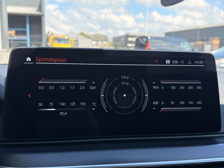 Vehicle Image 28