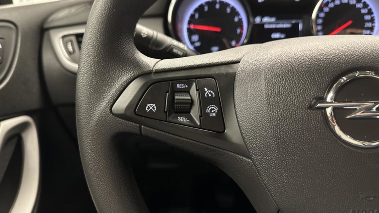 Vehicle Image 26