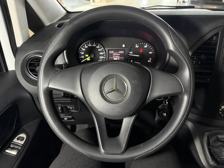Vehicle Image 26