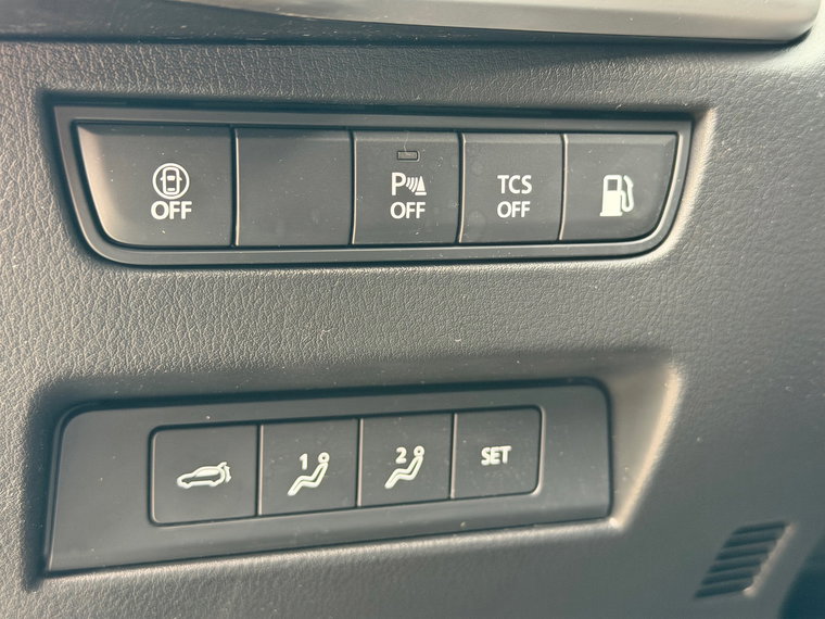 Vehicle Image 26