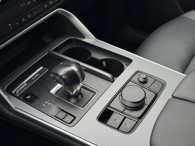 Vehicle Image 33