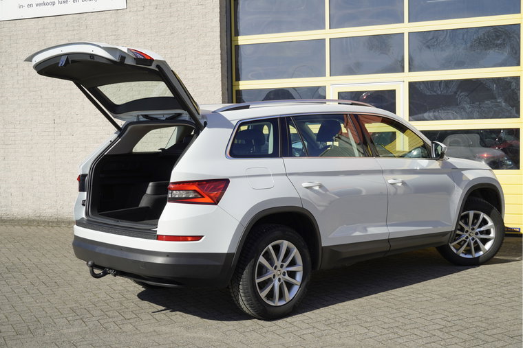 Vehicle Image 15