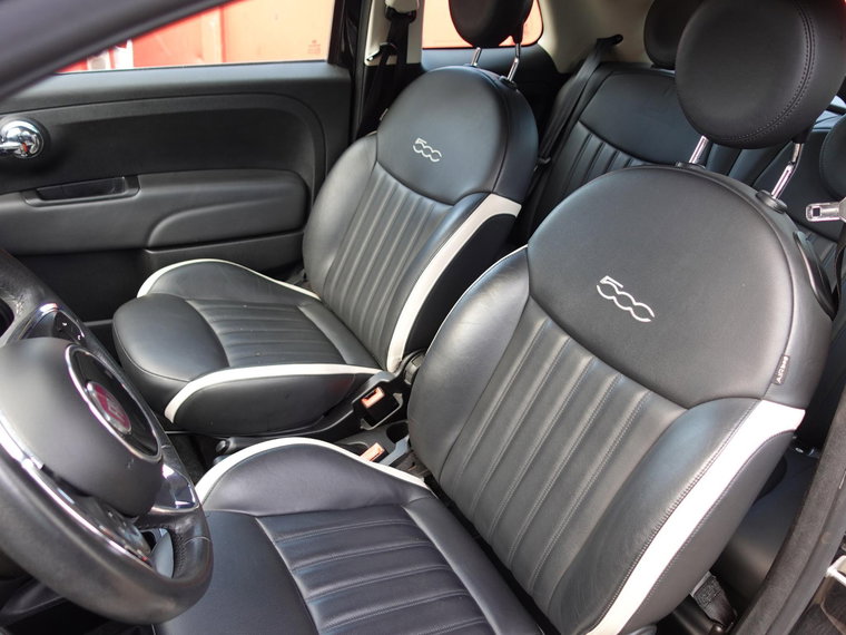 Vehicle Image 30