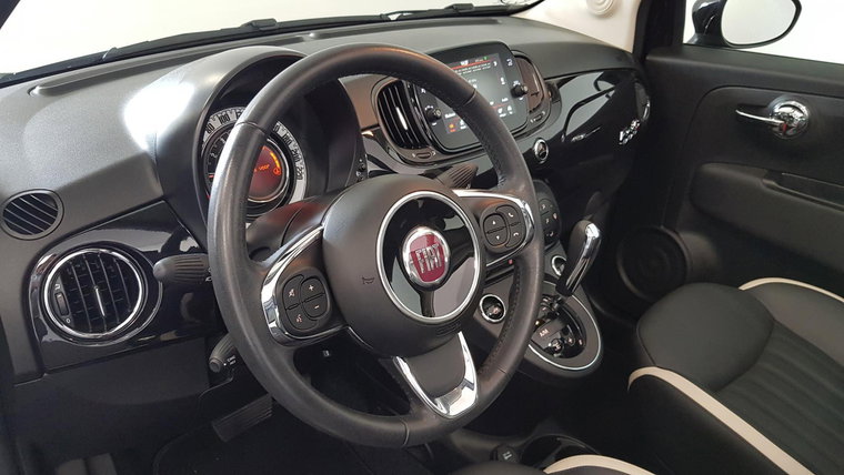 Vehicle Image 9