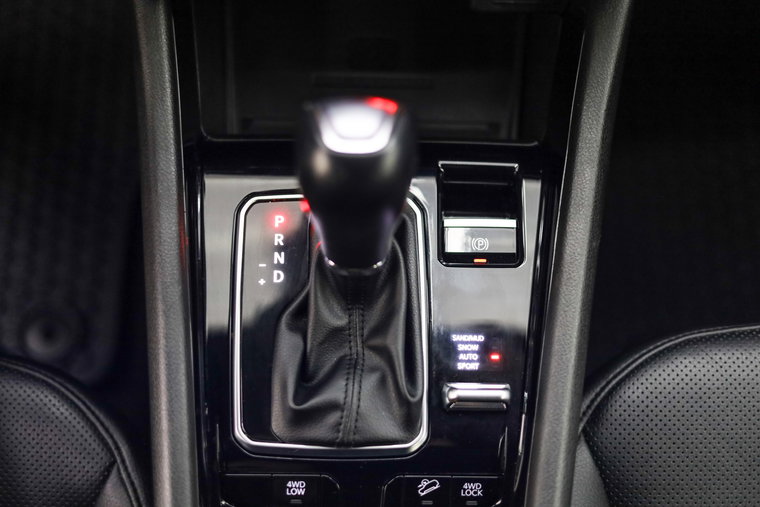 Vehicle Image 36