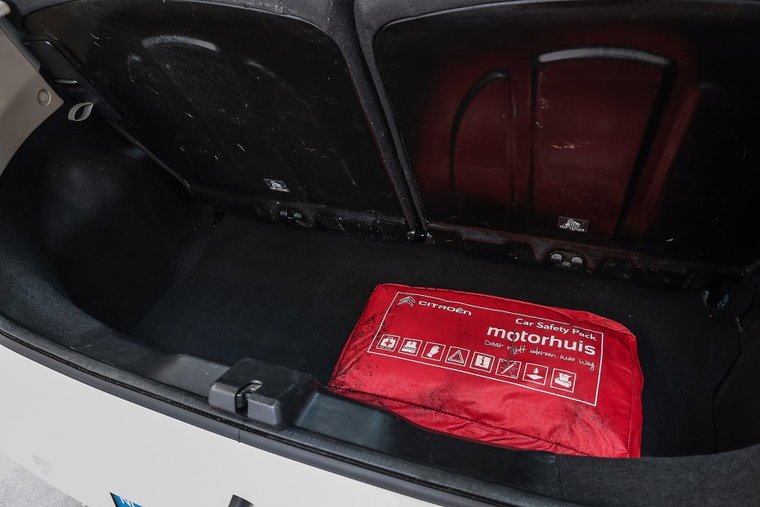 Vehicle Image 20