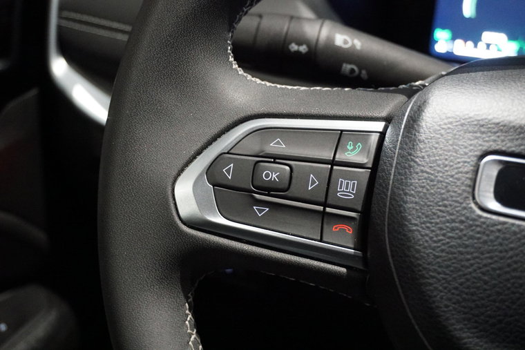 Vehicle Image 33