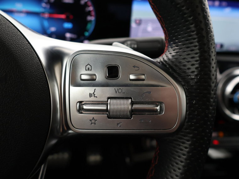 Vehicle Image 39