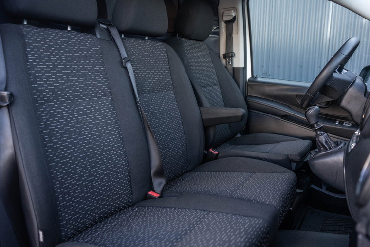 Vehicle Image 13