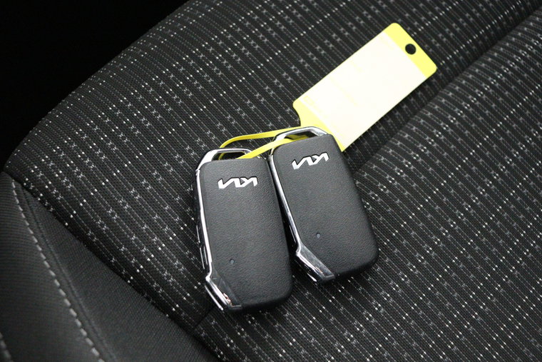 Vehicle Image 40