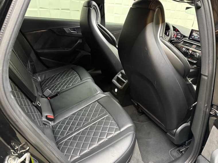 Vehicle Image 39