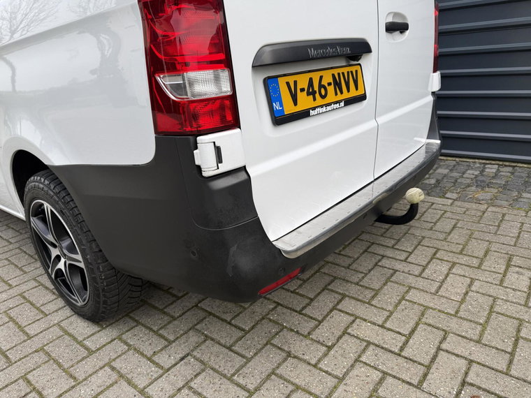 Vehicle Image 29