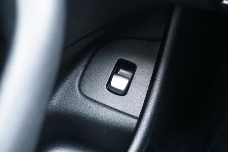 Vehicle Image 39