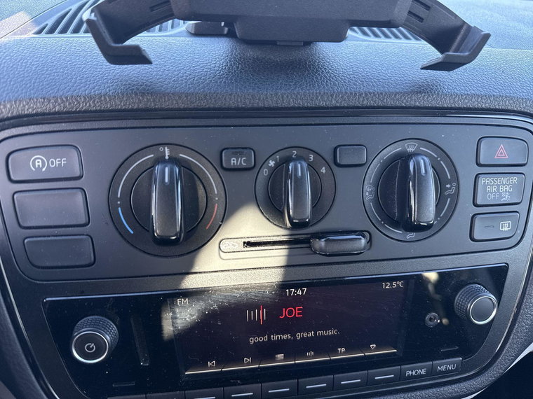 Vehicle Image 17