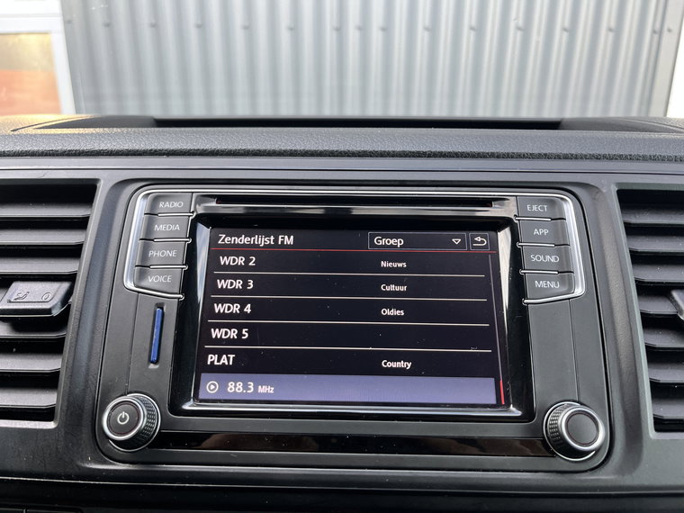 Vehicle Image 37