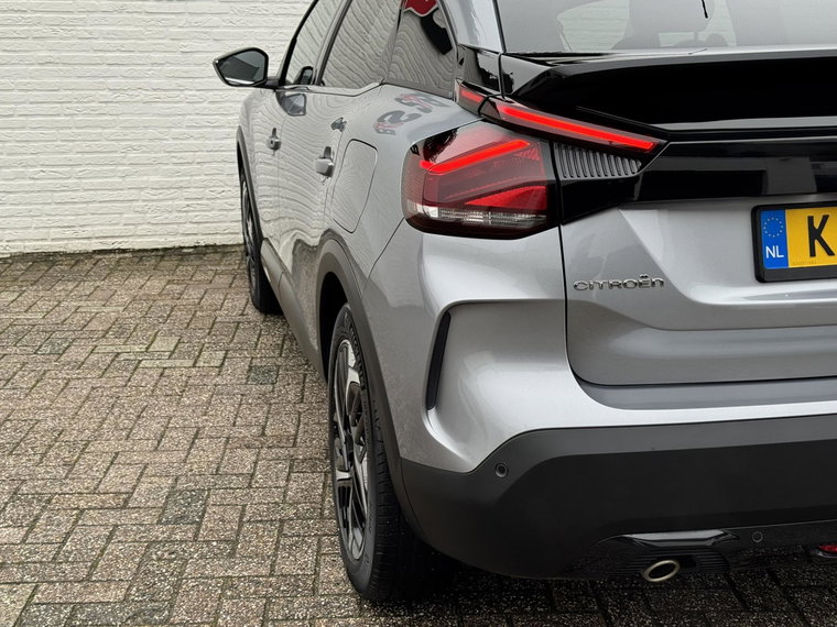 Vehicle Image 42
