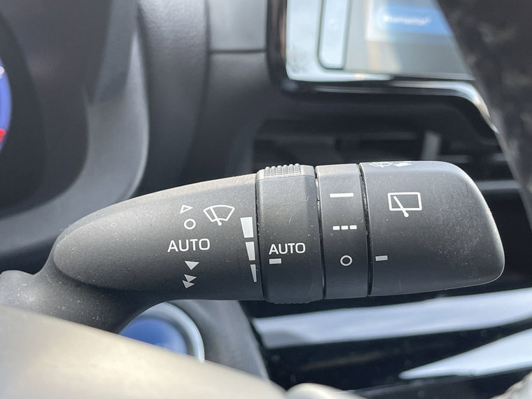 Vehicle Image 26