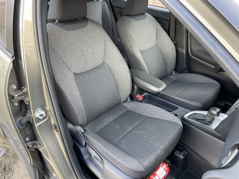 Vehicle Image 33