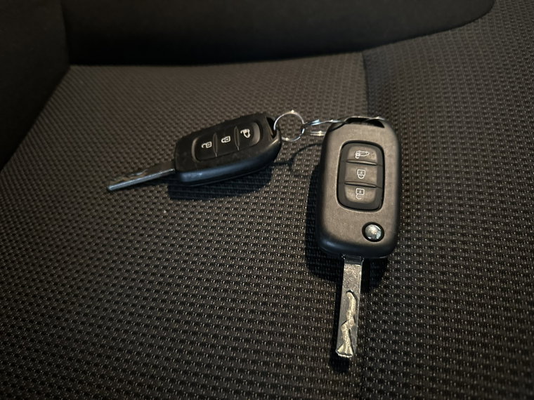 Vehicle Image 17