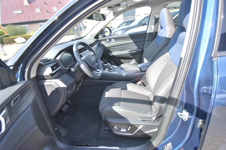 Vehicle Image 30