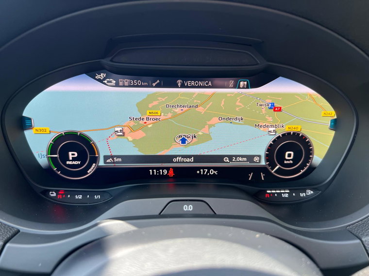 Vehicle Image 17